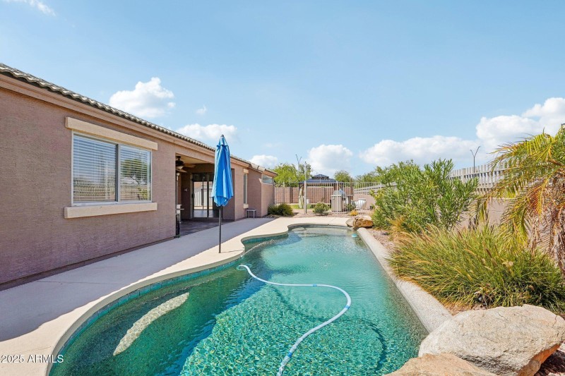 41-web-or-mls-S 229th Ave-S2708-041