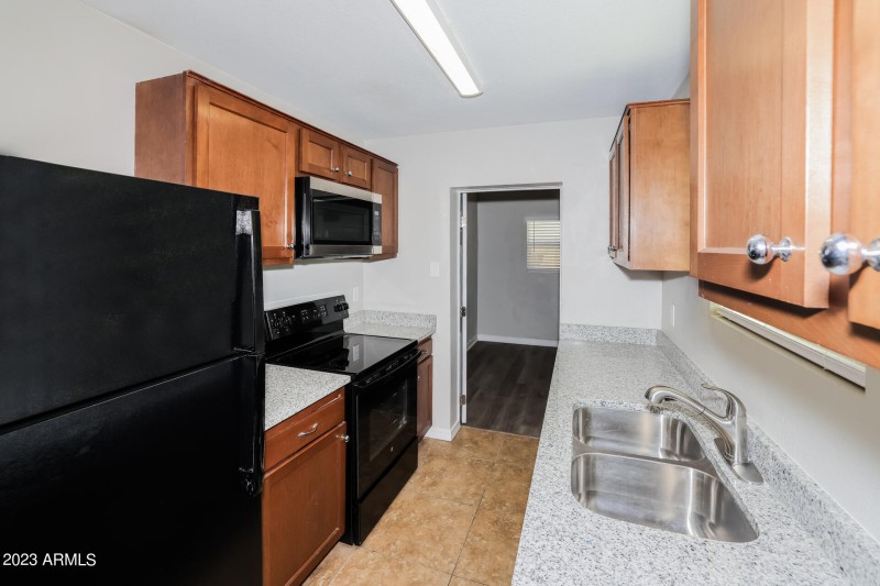 021-photo-kitchen-12308981