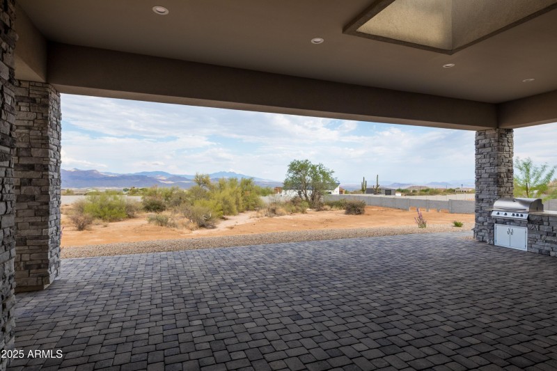 Entertaining with Mountain Views