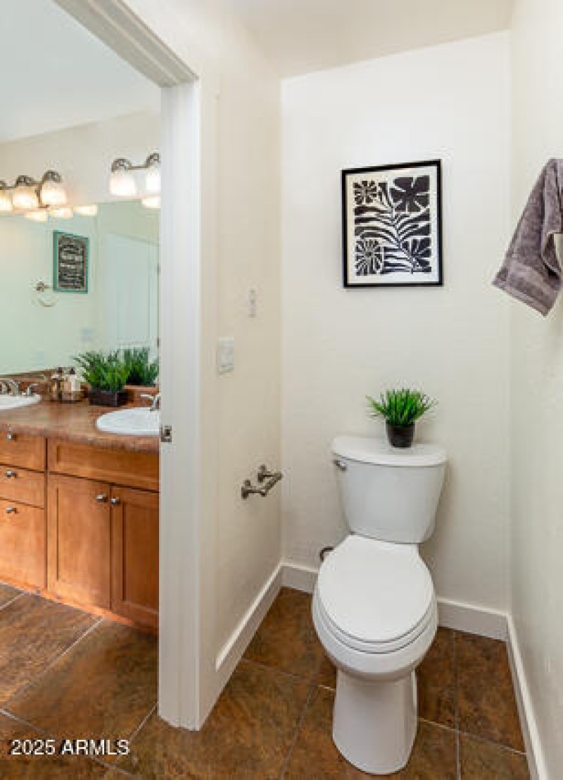 502 1100 West Street W MLS-37