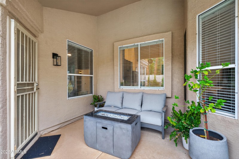Porch2