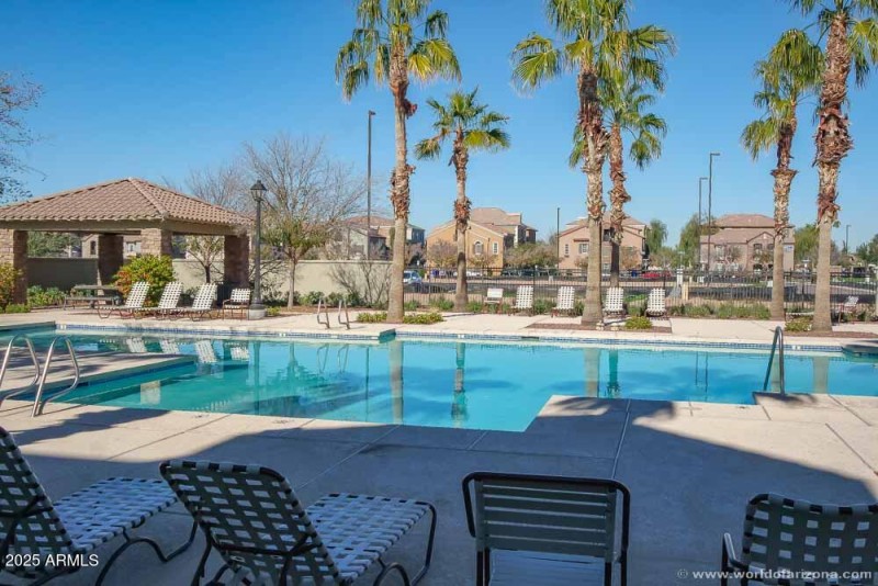 the-lakes-at-annecy-gilbert-arizona-neig