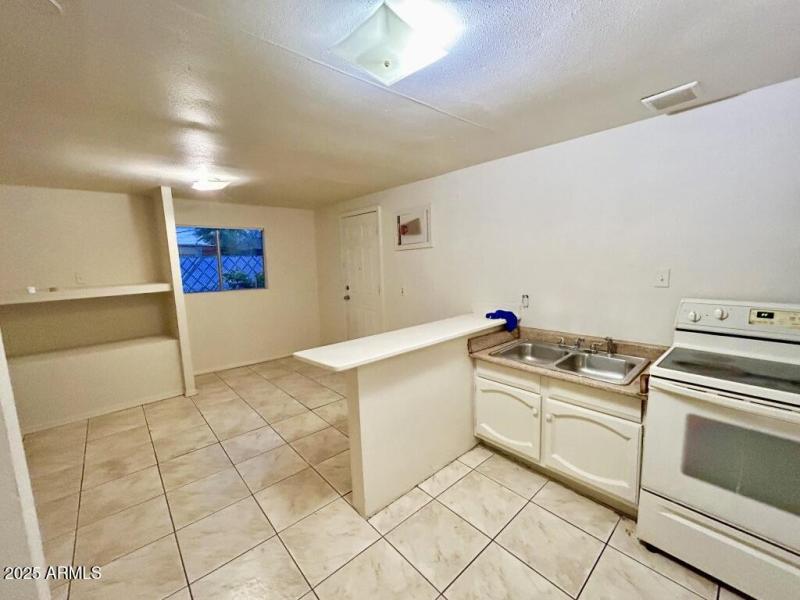 Additional 1 bed unit # 4