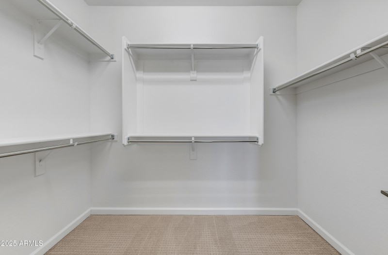 016_Walk In Closet