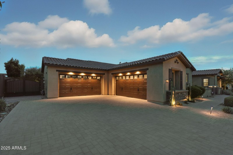 4 Car Garage