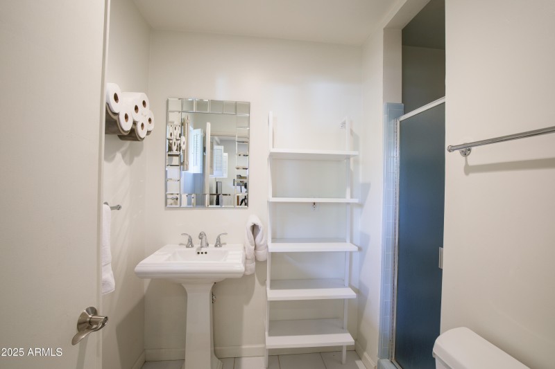 345 W Gardenia-42