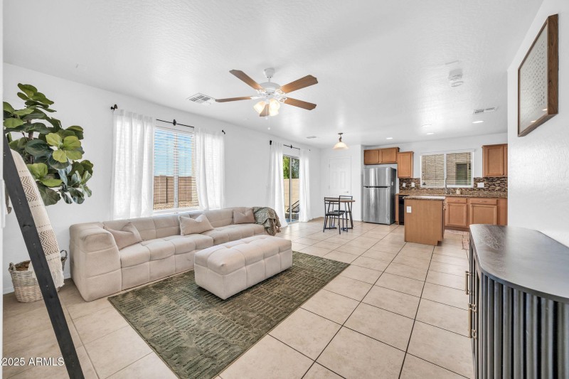 9030 S 58th Dr-4