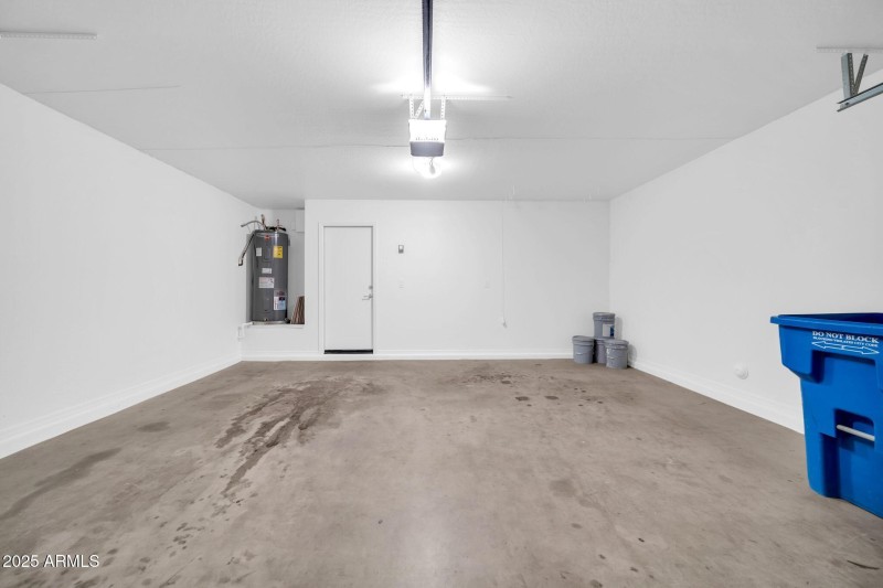 9030 S 58th Dr-39