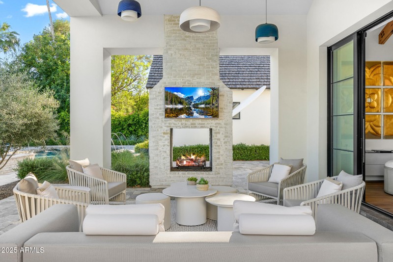 47-backyard covered patio