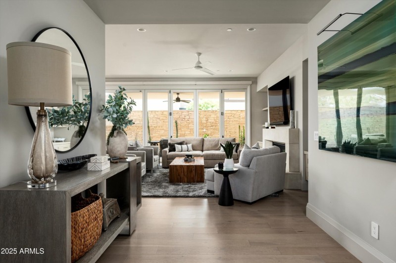 009_Foyer to Great Room