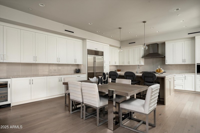 017_Dining Great Room