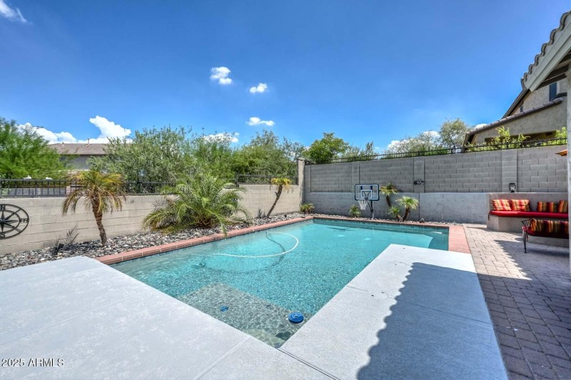 Pool (2)