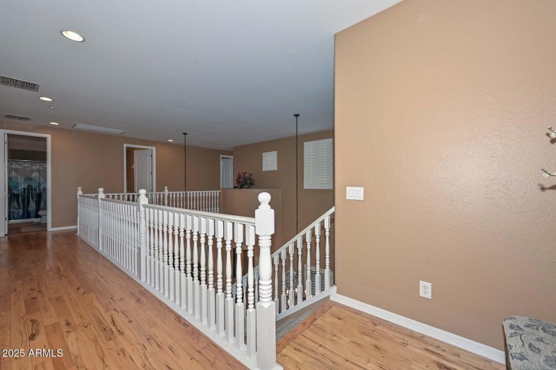 Upper Landing (2)