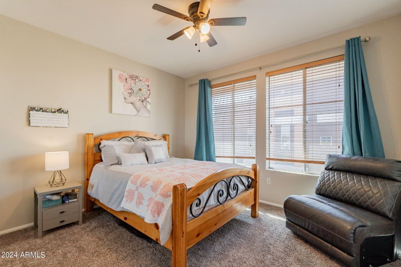 2nd bedroom pic 1