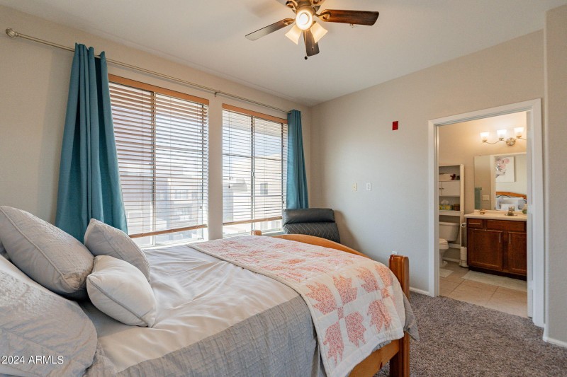 2nd bedroom pic 2
