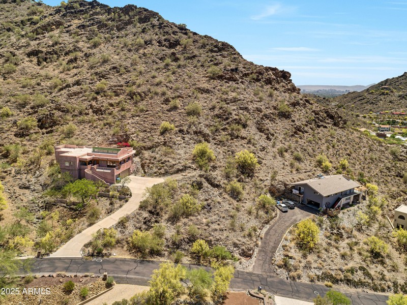 1910 E Mountain View Rd-3
