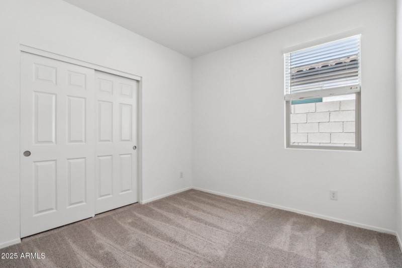 19-web-or-mls-W Moeller Rd-S2208-019