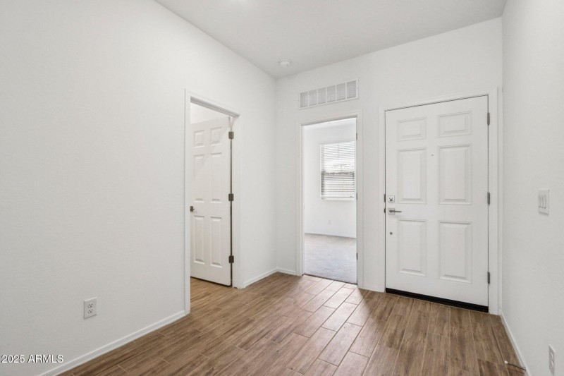 29-web-or-mls-W Moeller Rd-S2208-029