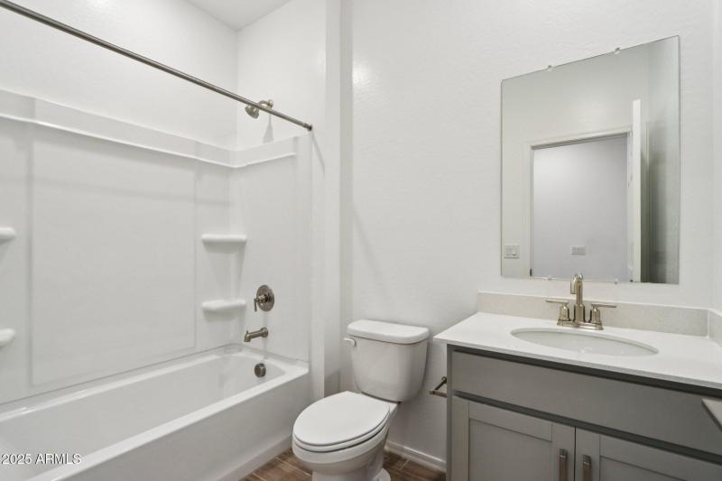 30-web-or-mls-W Moeller Rd-S2208-030