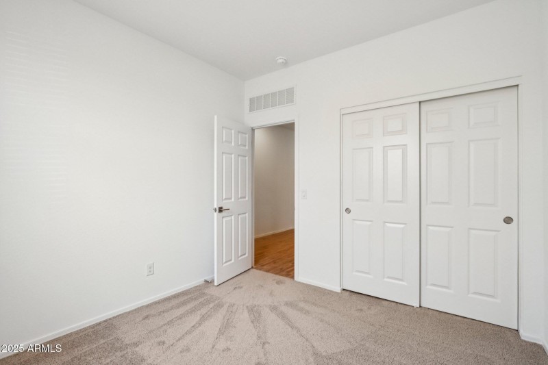 33-web-or-mls-W Moeller Rd-S2208-033