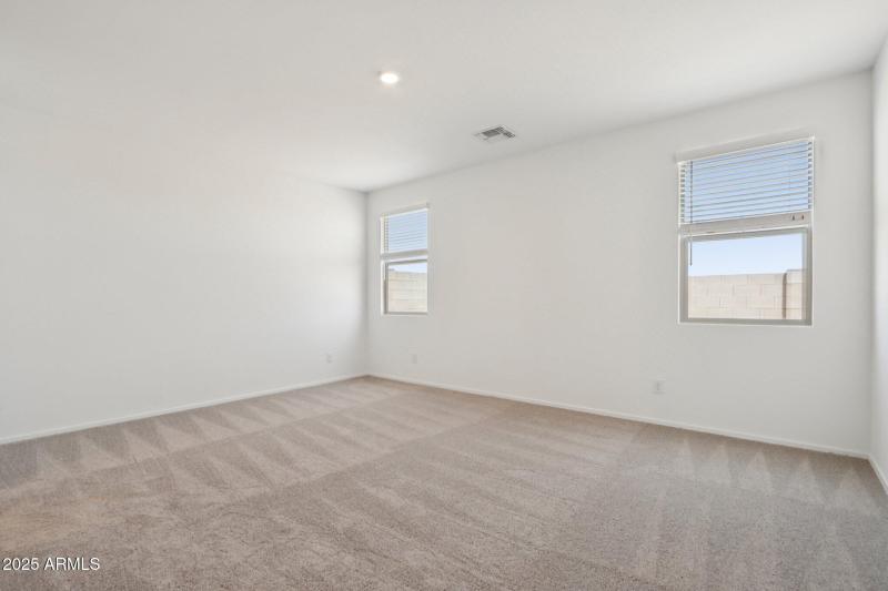34-web-or-mls-W Moeller Rd-S2208-034