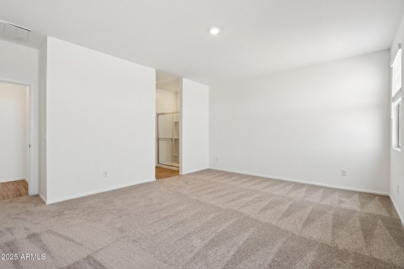 35-web-or-mls-W Moeller Rd-S2208-035