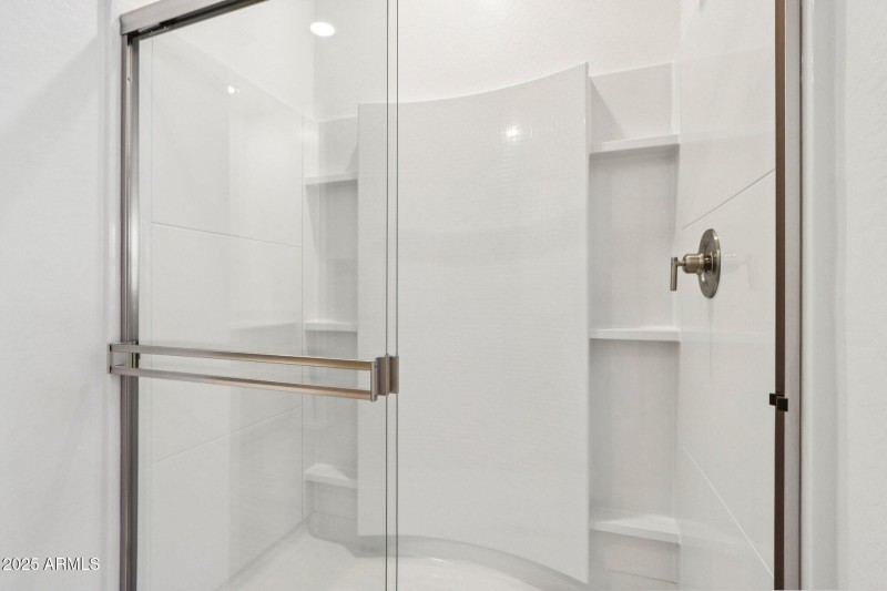 38-web-or-mls-W Moeller Rd-S2208-038