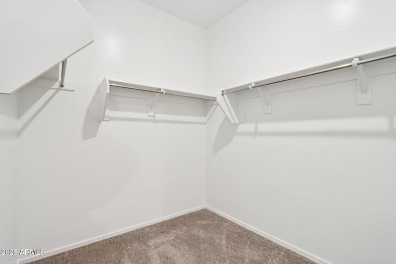 40-web-or-mls-W Moeller Rd-S2208-040