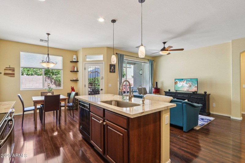 16-web-or-mls-E Morrison Ranch Pkwy-S270