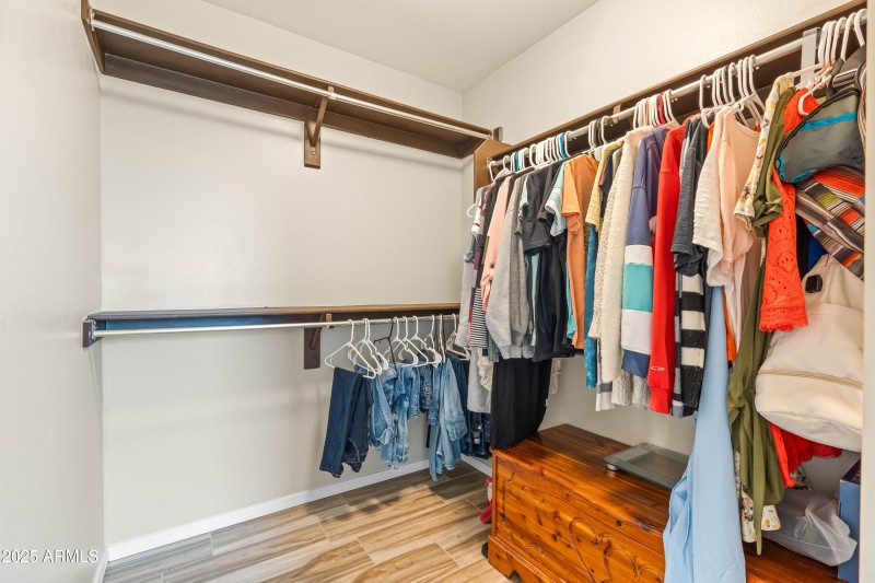 4i primary closet 2