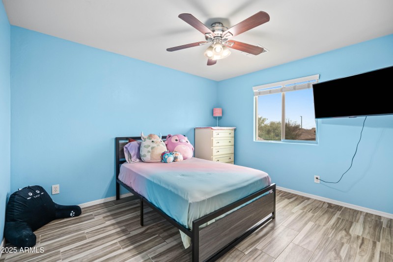 5e guest bedroom 4