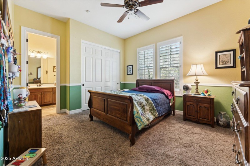Ensuite Bedroom 2