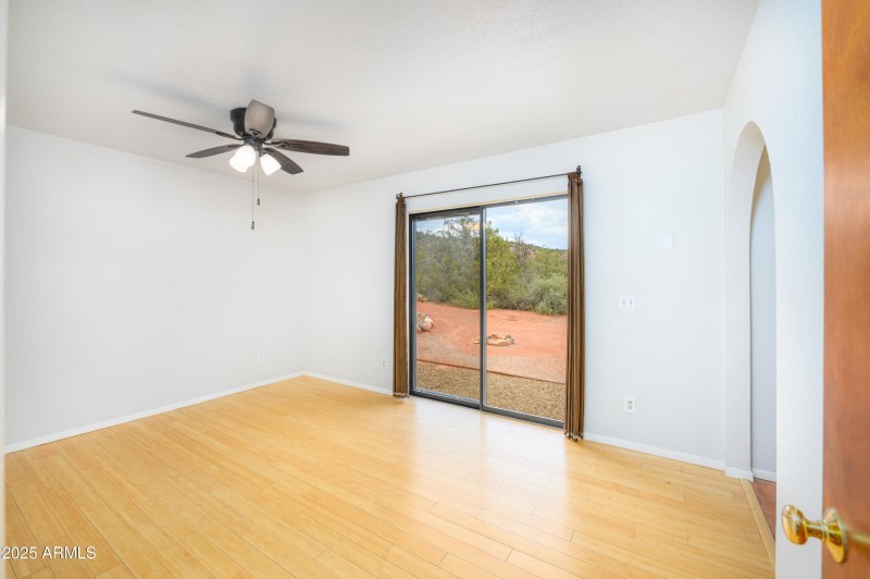 40 Cascade Drive-17