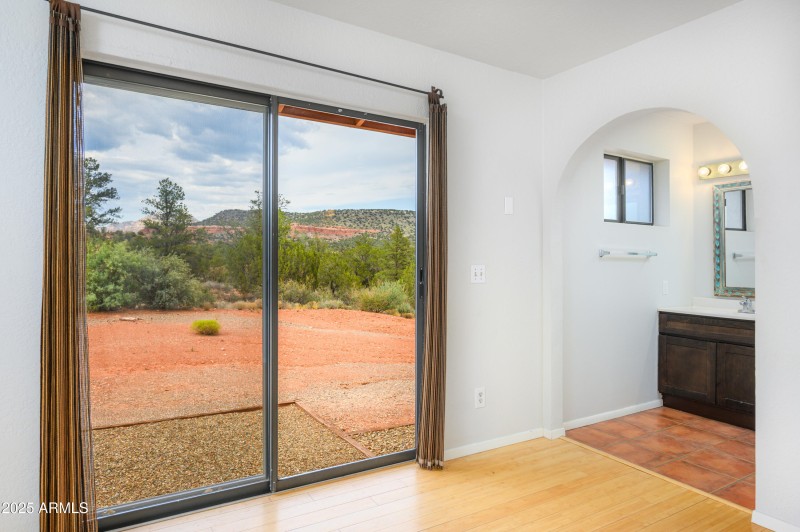 40 Cascade Drive-19