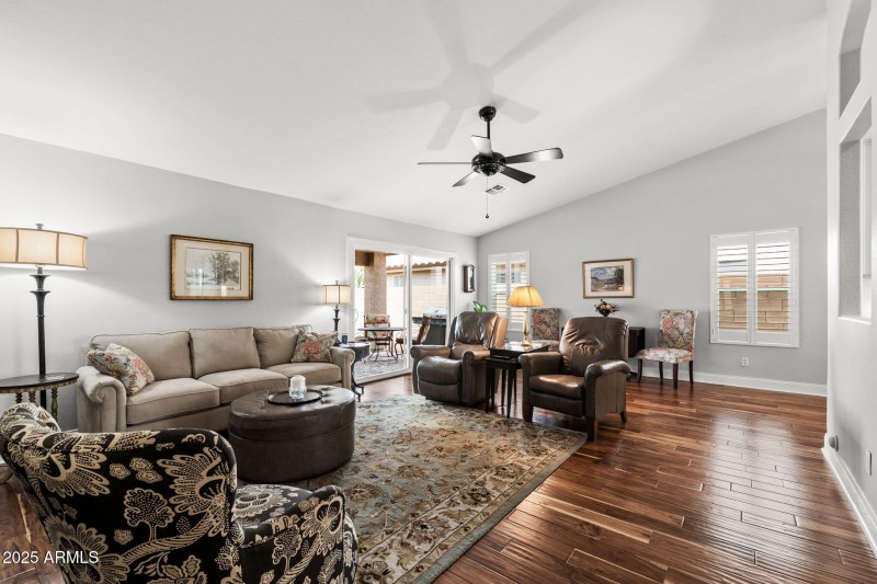 05__1146 S Larkspur St