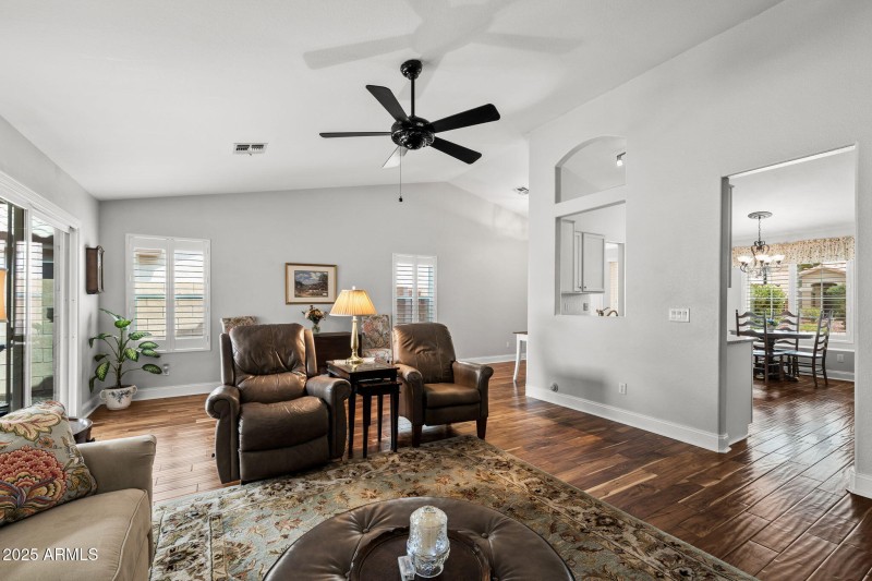 06__1146 S Larkspur St
