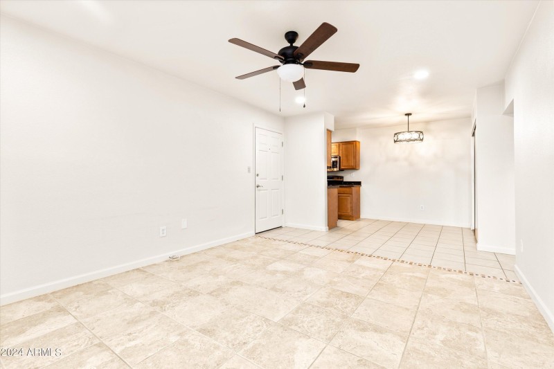 04-5877 Granite Reef Unit 1117-4