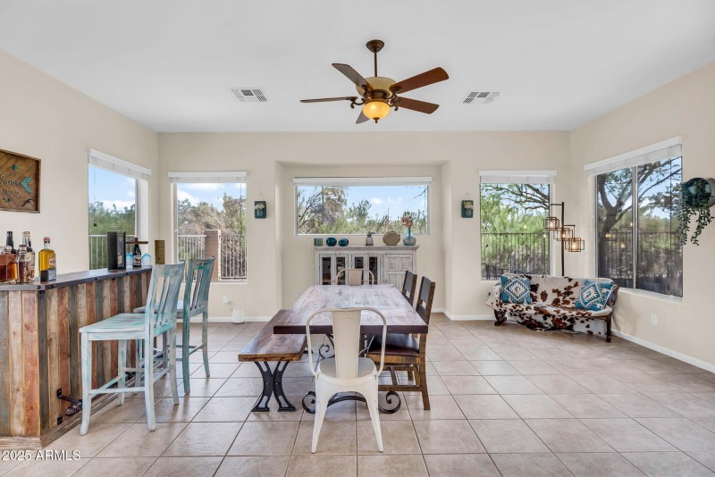 28-web-or-mls-5544 E Dusty Wren Dr 26