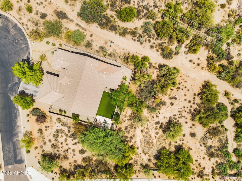 80-web-or-mls-5544 E Dusty Wren Dr 11