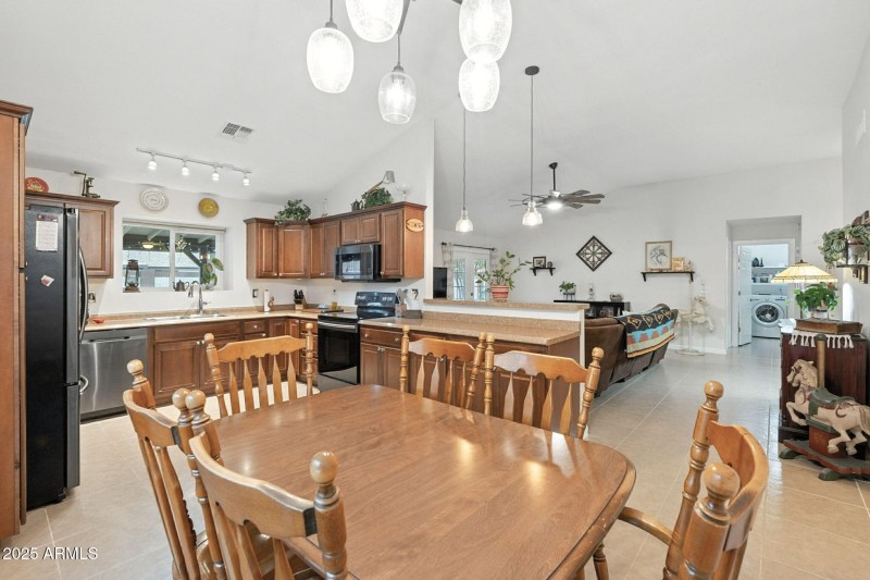 Dining to Kitchen