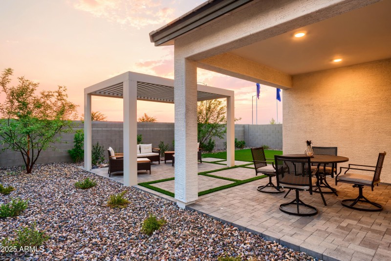SAMPLE BACK YARD