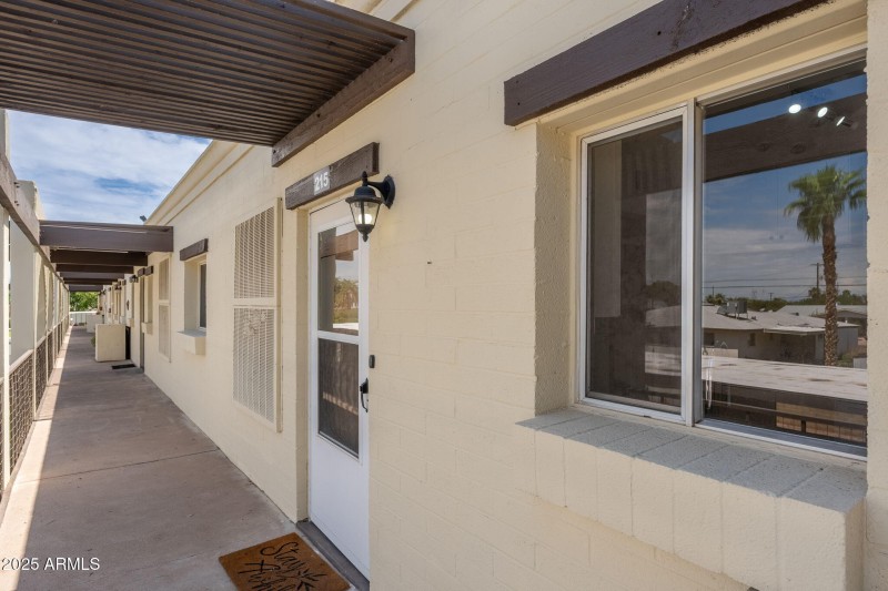 131 N Higley Rd UNIT 215 - 01