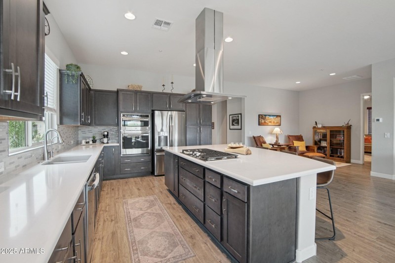 16-web-or-mls-W Montansoro Ln-S2708-014