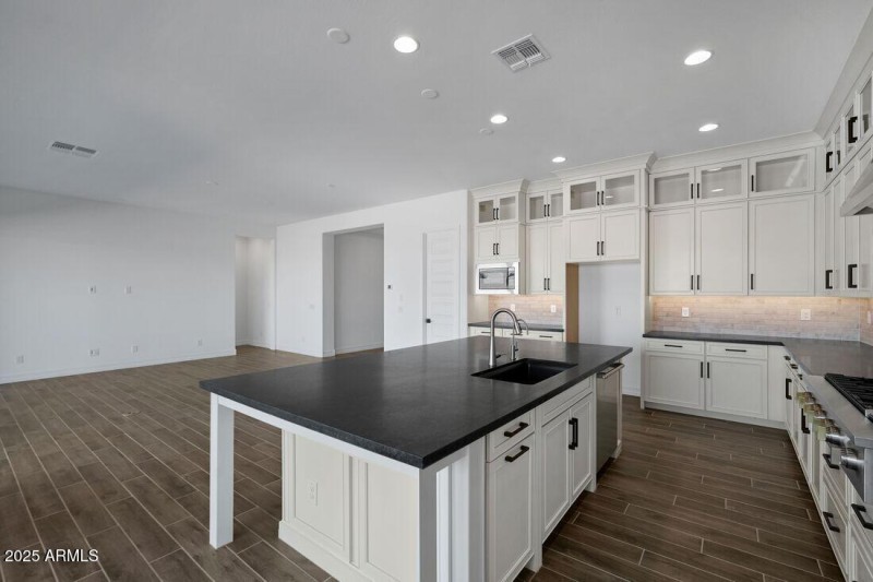 11651 N 169TH Avenue - Ready Now