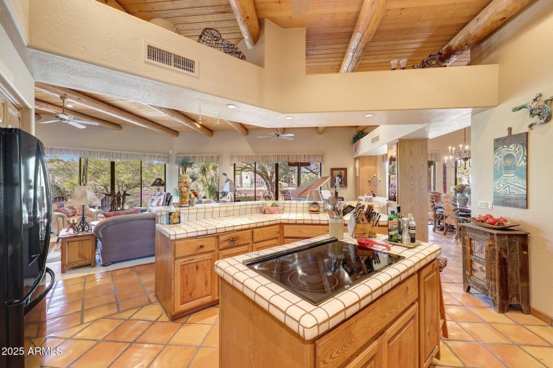 Kitchen 4