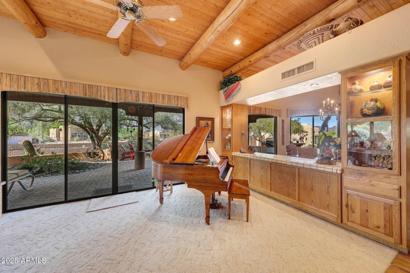 Main Room 4