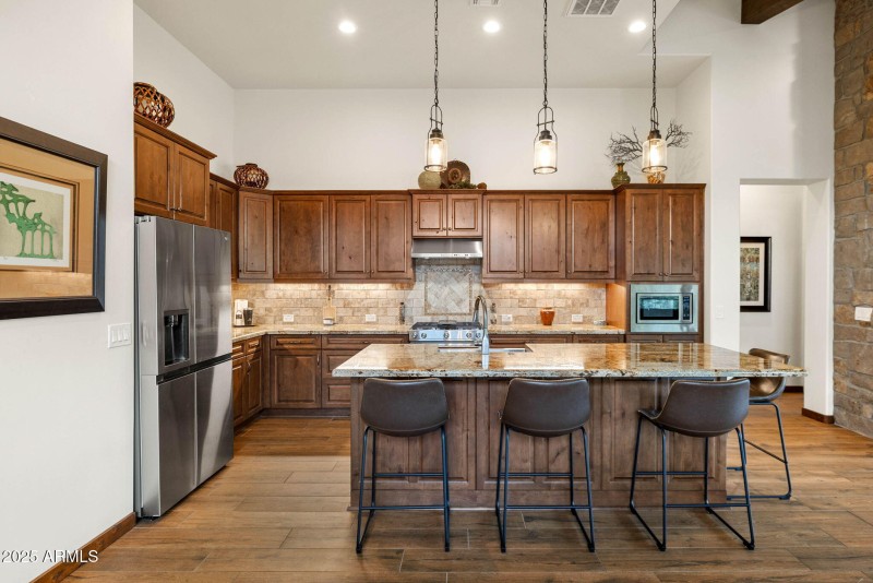 11-Kitchen