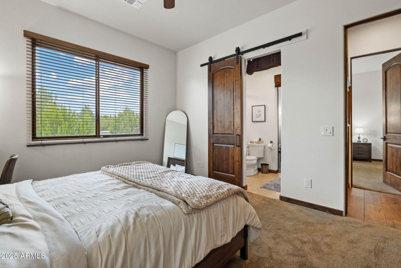 25-Bedroom 2 (2)
