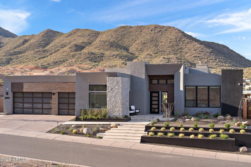 Modern architecture w/mountain setting