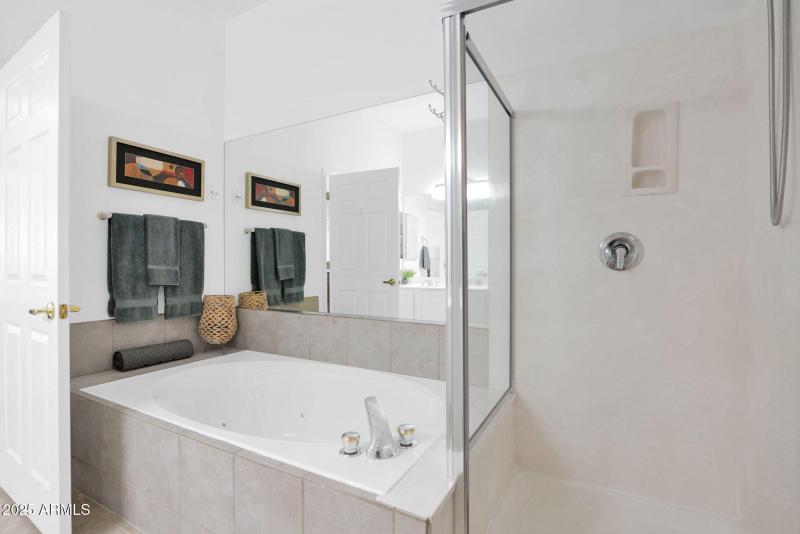 Jetted Tub and Shower